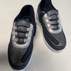 Friendly Shoes Navy and Silver Sparkly Women's Sneakers size 7
